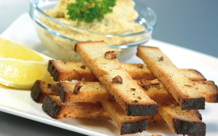 Hummus and Nutty Krust Garlic Bread Sticks